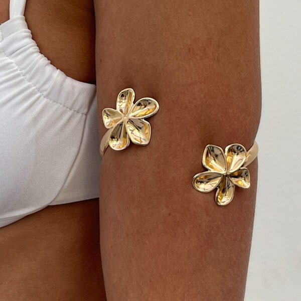 Adjustable 18K Gold Plated Stainless Steel Double Flower Bangle Bracelets Metal Waterproof for Woman
